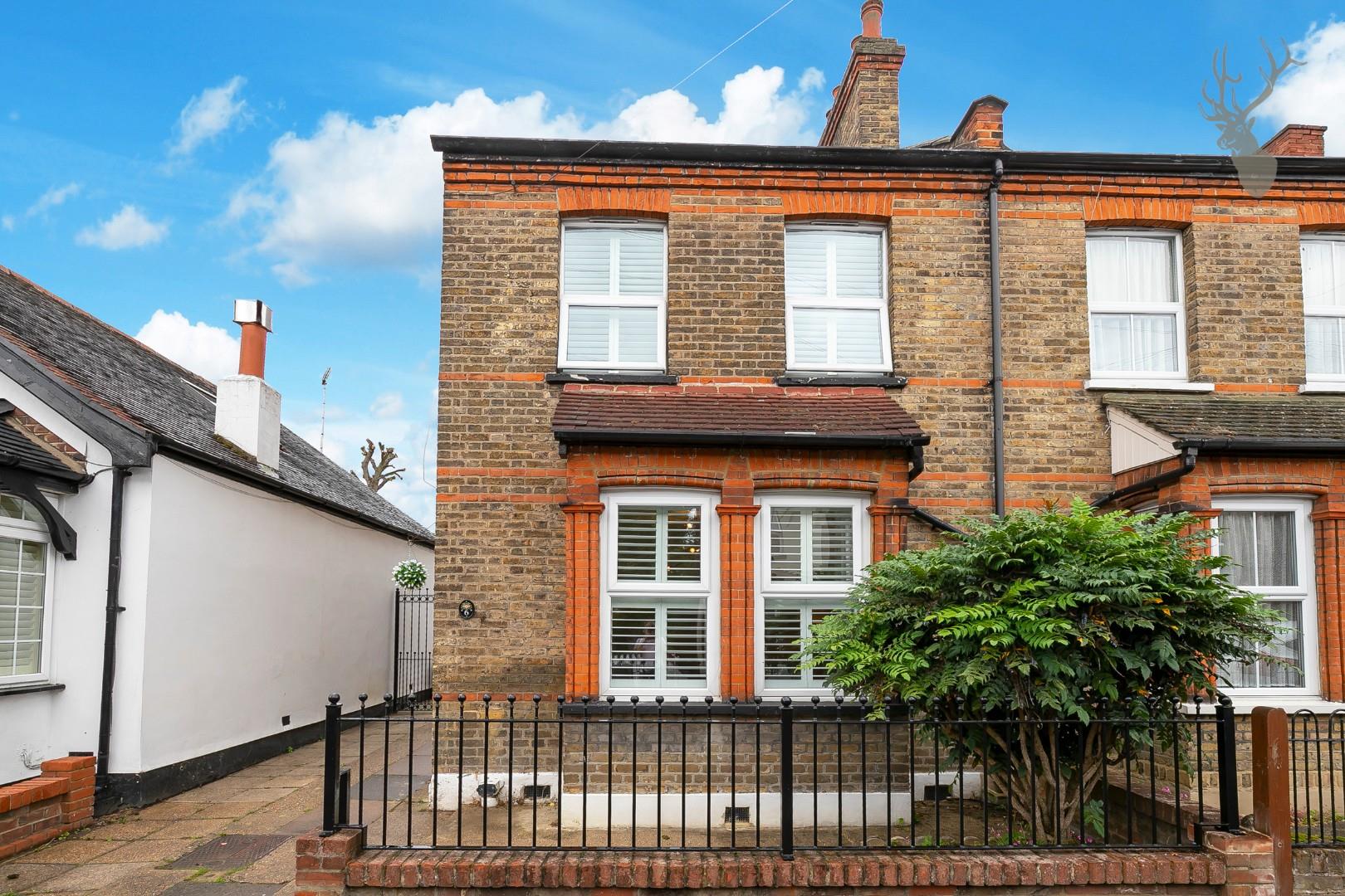 Similar Property: House - Semi-Detached in Woodford Green