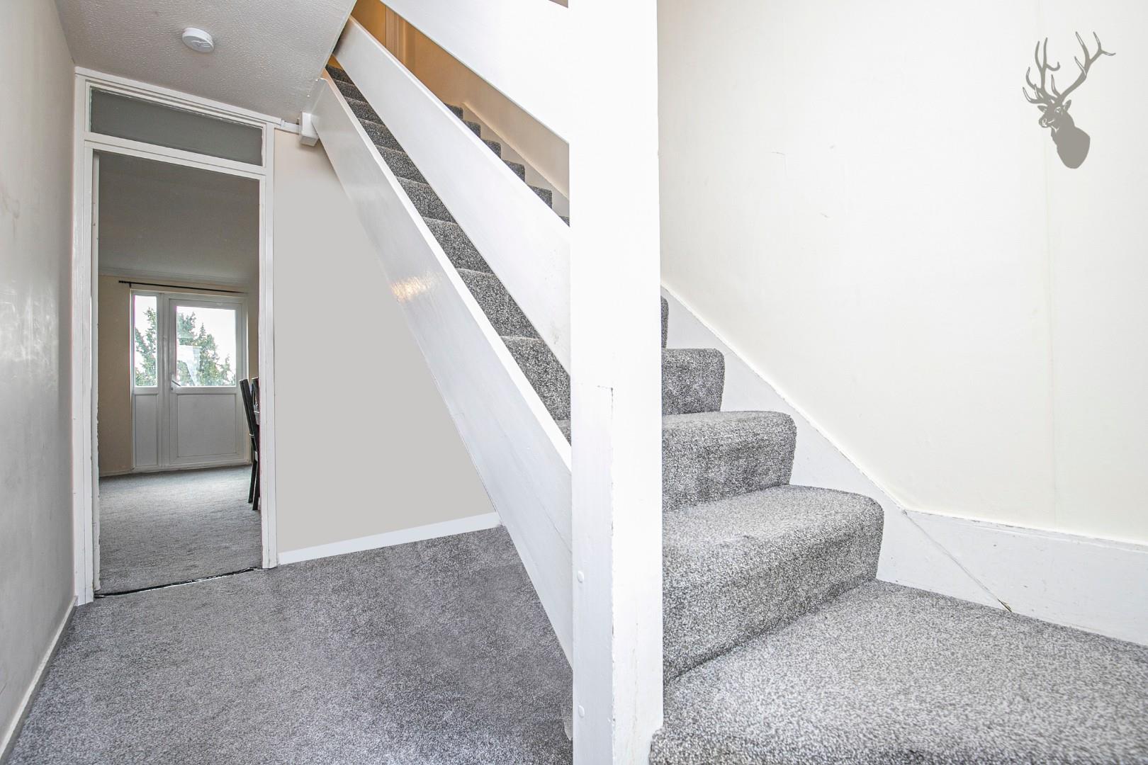 Property For Sale Tamar Square, Woodford Green, IG8 3 Bedroom