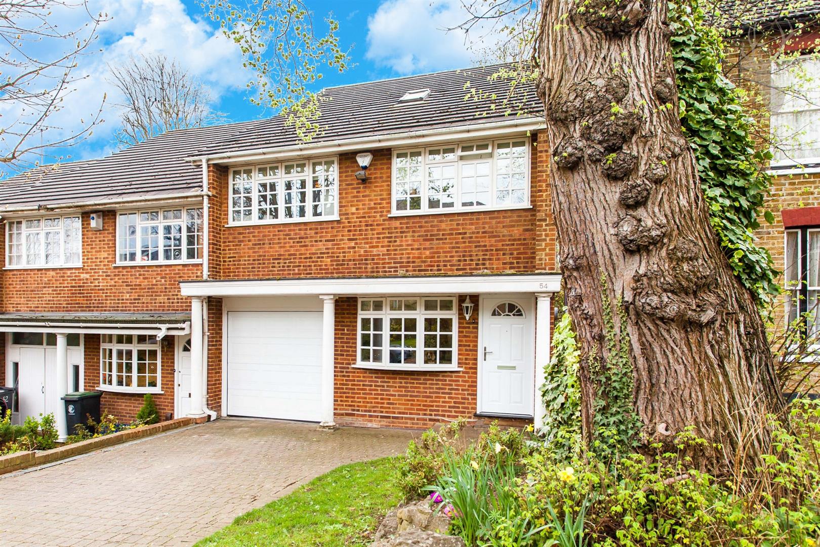 Property For Sale Russell Road, Buckhurst Hill, IG9 4 Bedroom House