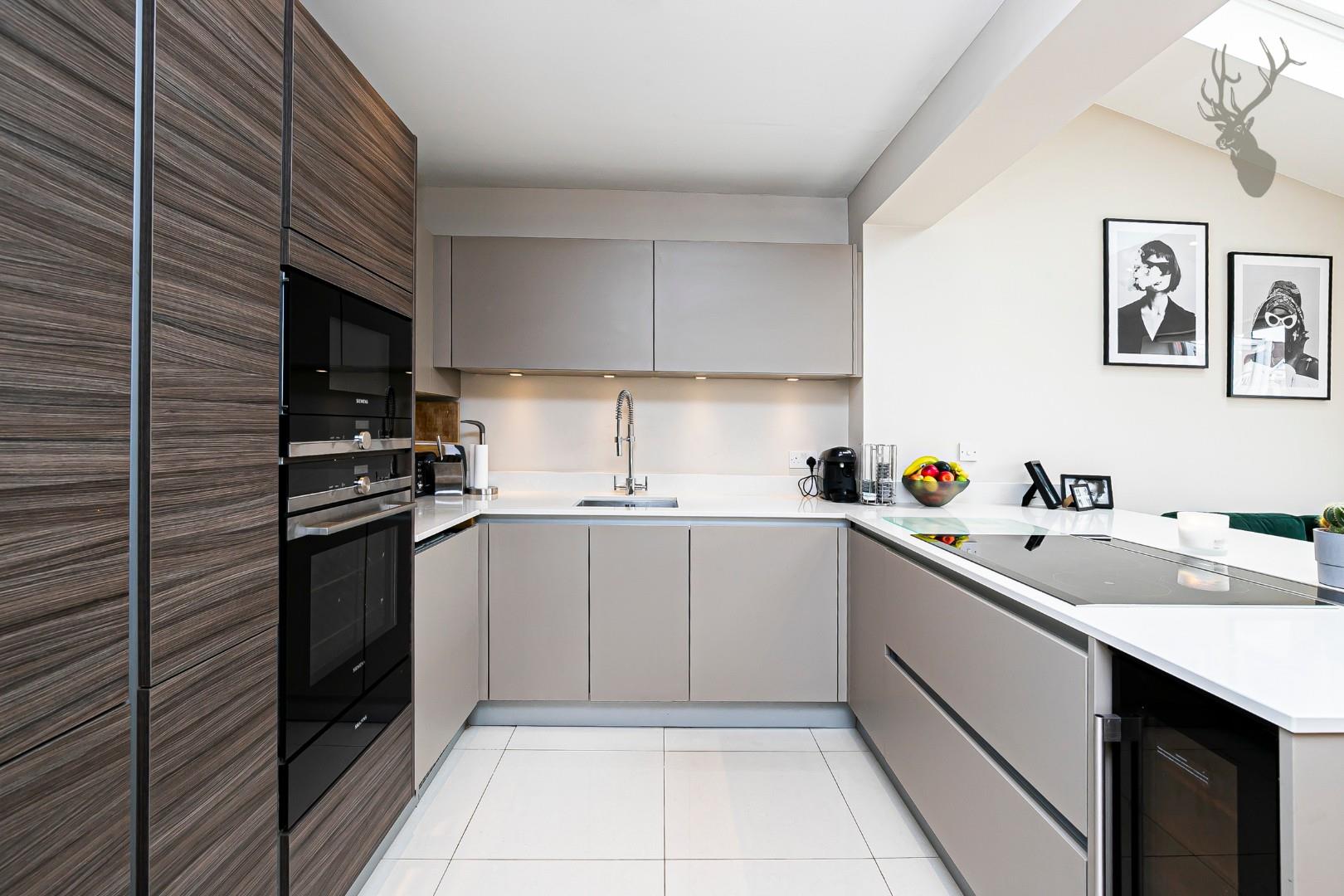 Property For Sale Willow Close, Buckhurst Hill, IG9 4 Bedroom House