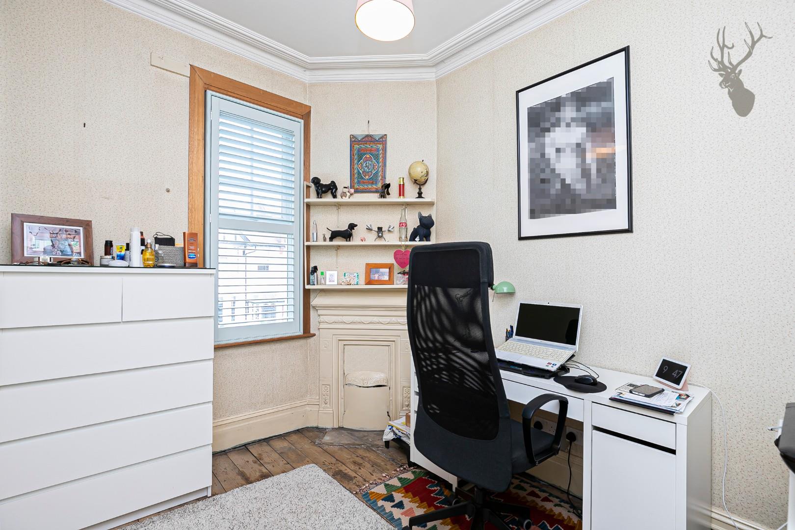 Property For Sale Frederica Road, Chingford, E4 4 Bedroom House