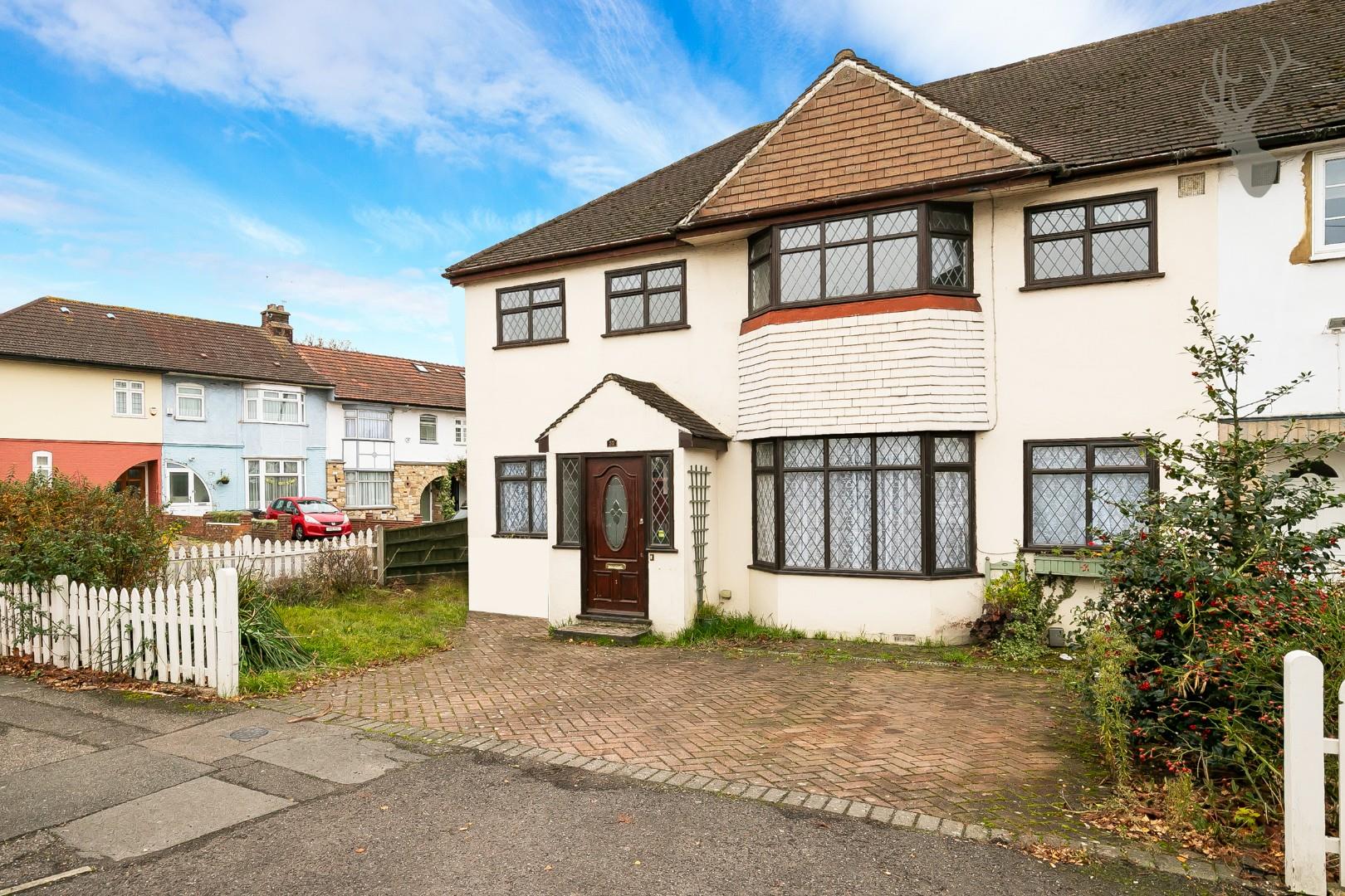 Property To Rent Epping Way, Chingford, E4 5 Bedroom House Detached