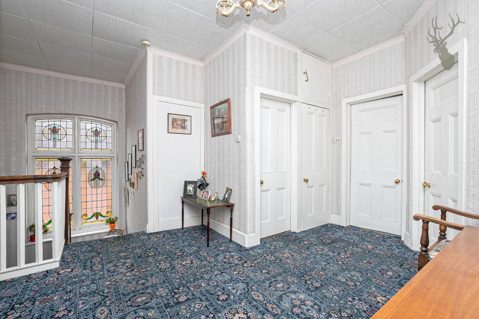 Property For Sale Connaught Avenue, Chingford, E4 4 Bedroom House