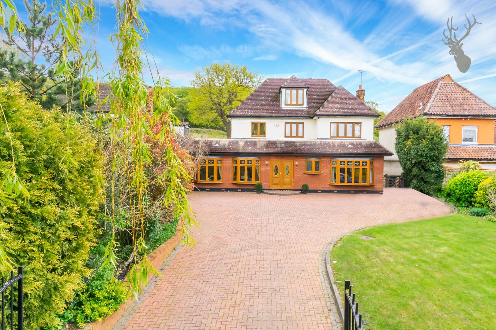 Property To Rent Mott Street, Loughton, IG10 5 Bedroom House