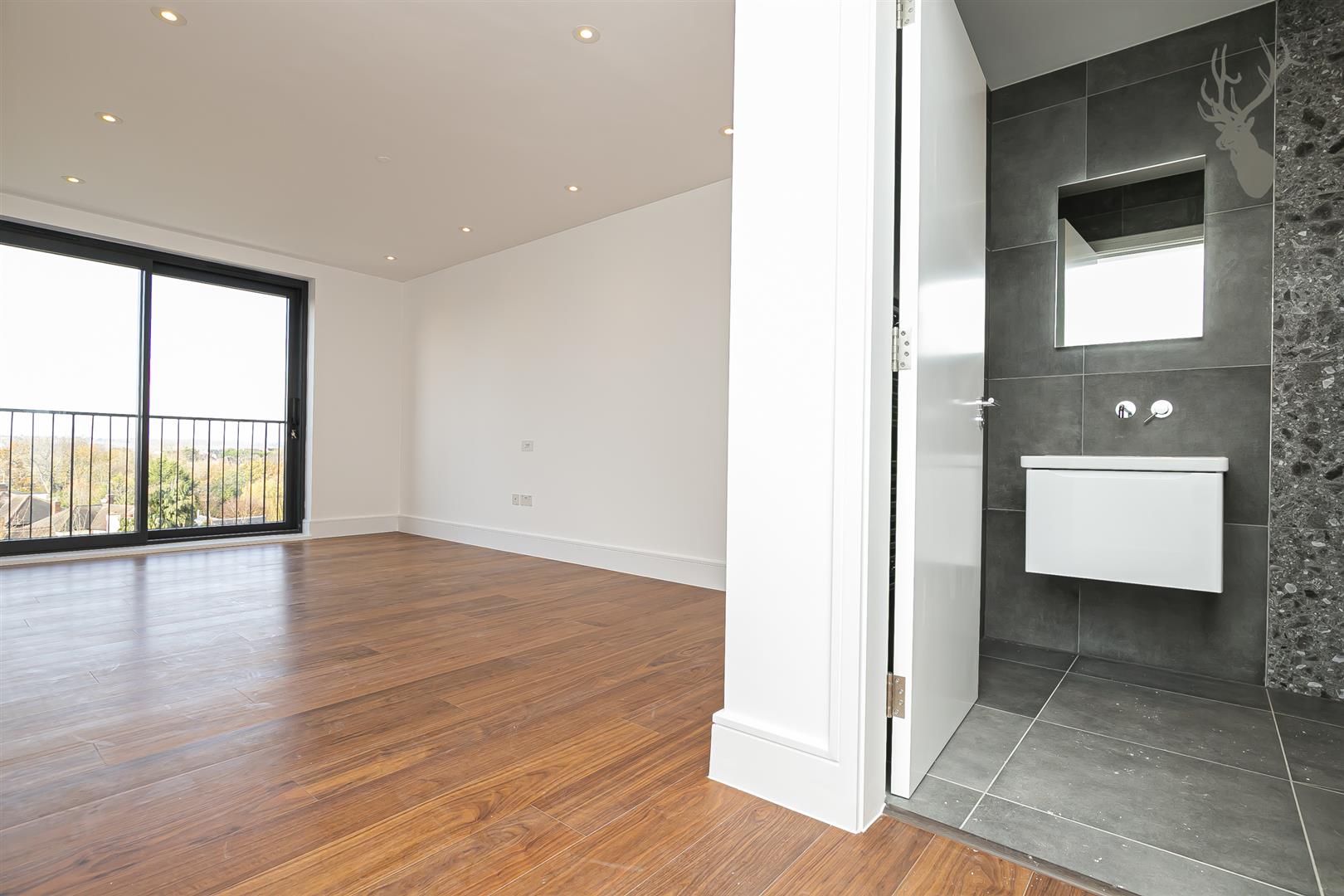 Property To Rent High Road, Chigwell, IG7 3 Bedroom Flat through