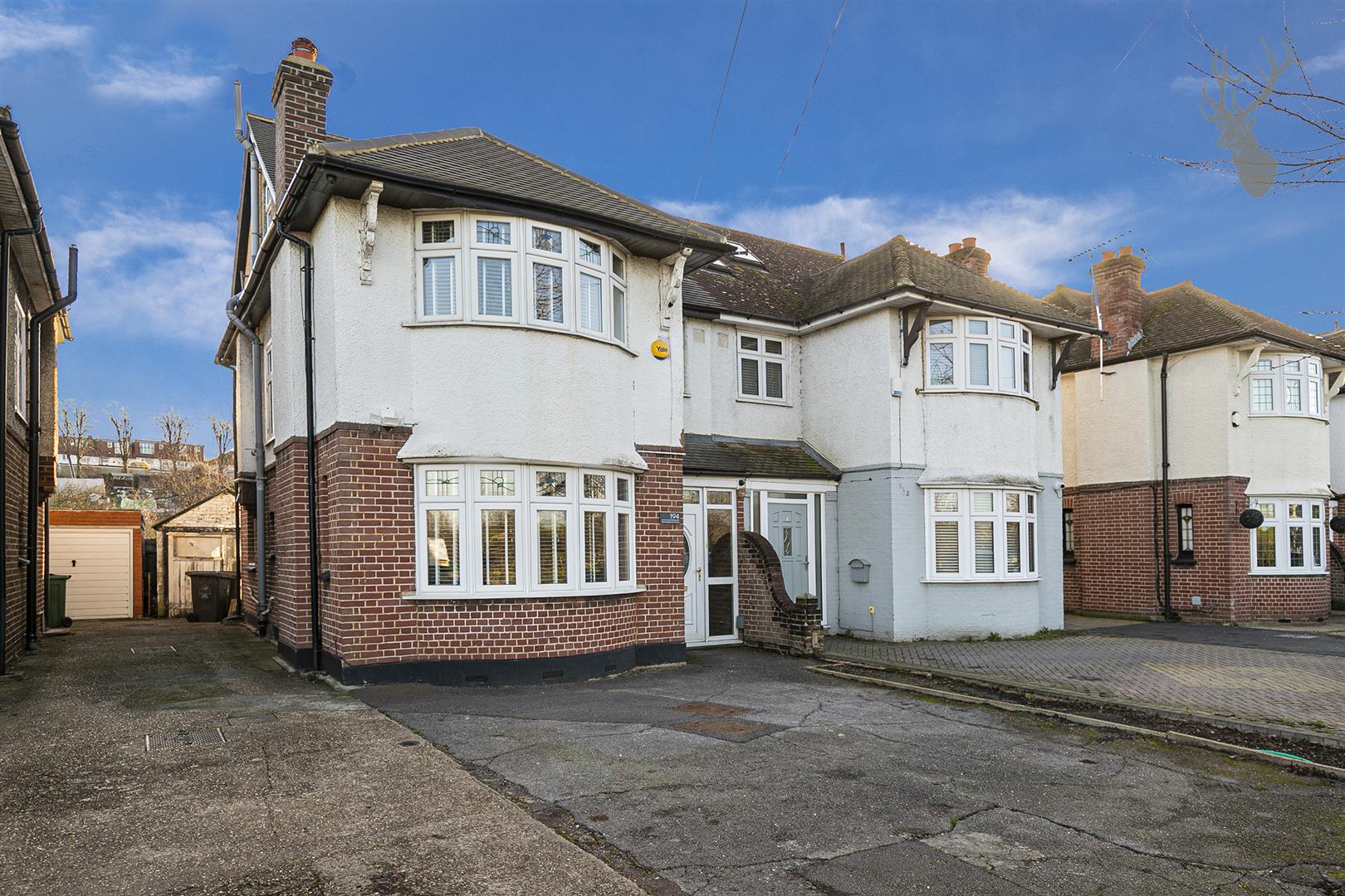 Property For Sale Sewardstone Road, Chingford, E4 4 Bedroom House