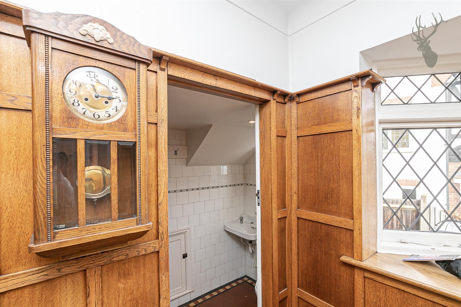 Property For Sale Princes Avenue, Woodford Green, IG8 4 Bedroom House