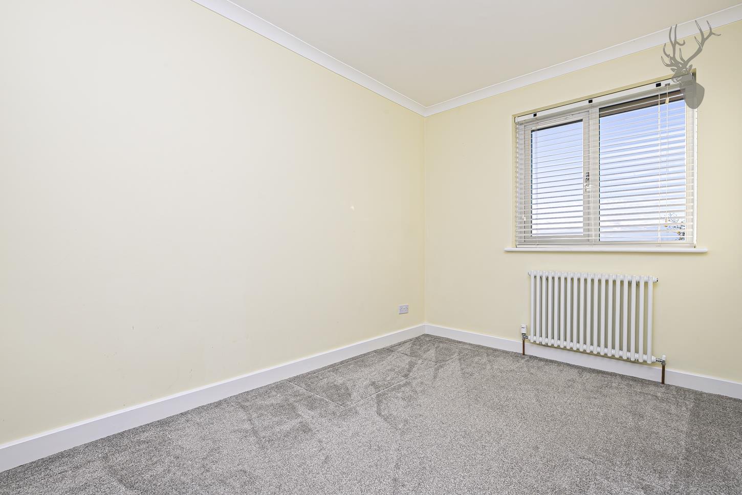 Property To Rent Church Road, Buckhurst Hill, IG9 2 Bedroom Flat