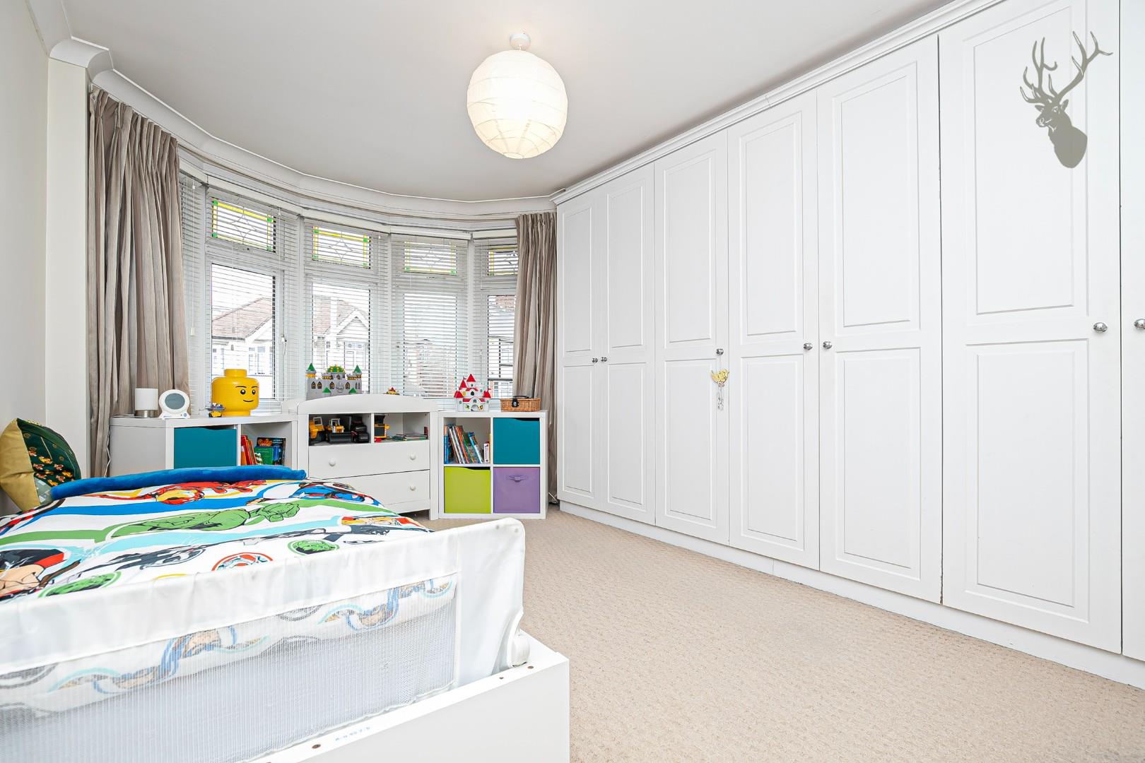 Property For Sale St. Barnabas Road, Woodford Green, IG8 4 Bedroom