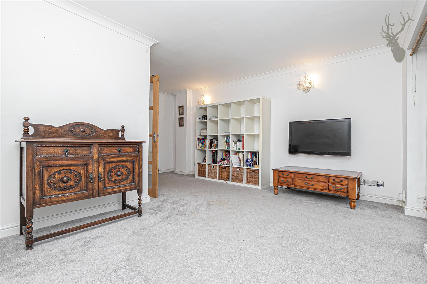 Property For Sale Mornington Road, Woodford Green, IG8 4 Bedroom