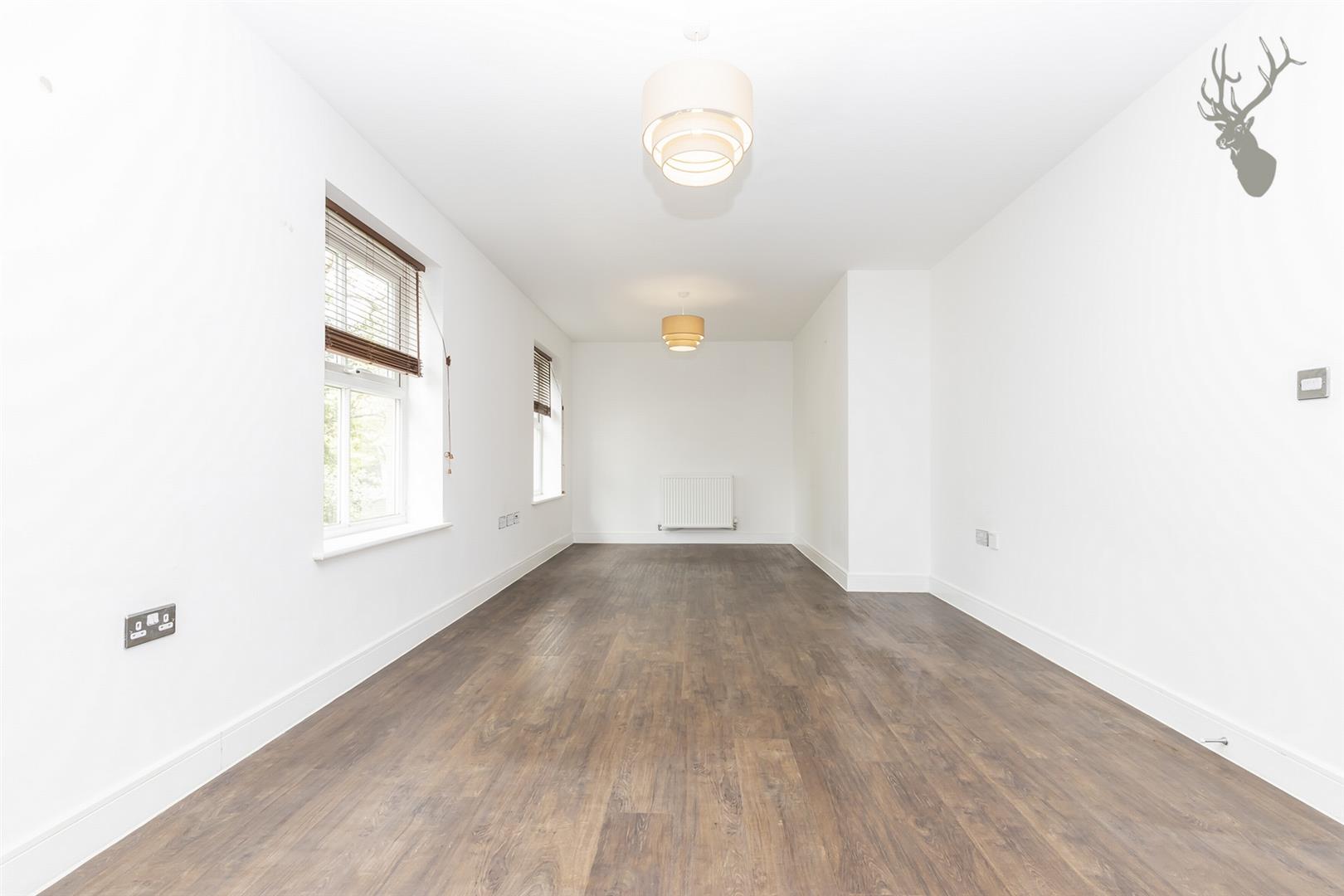 Property To Rent St. Helens Mews, Brentwood, CM14 2 Bedroom Flat