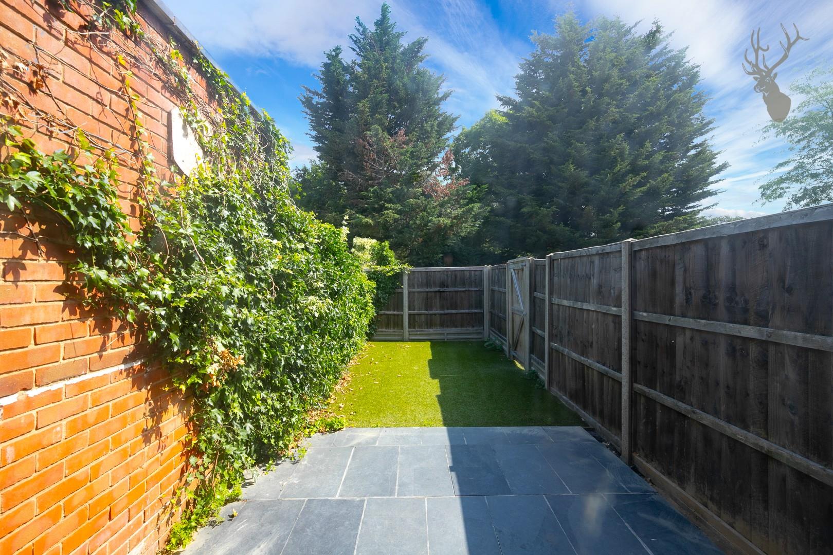 Property To Rent Falmouth Avenue, Chingford, E4 2 Bedroom Flat