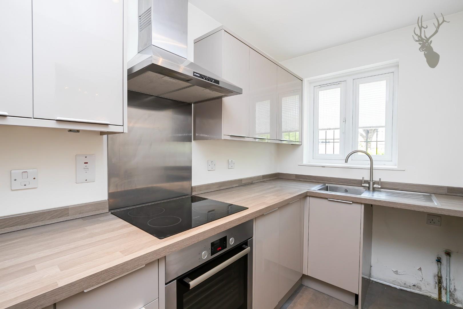 Property To Rent Falmouth Avenue, Chingford, E4 2 Bedroom Flat