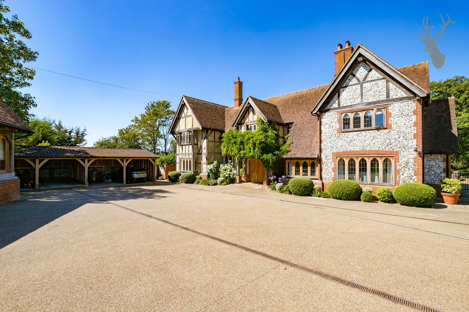 Property To Rent Epping New Road, Buckhurst Hill, IG9 7 Bedroom House