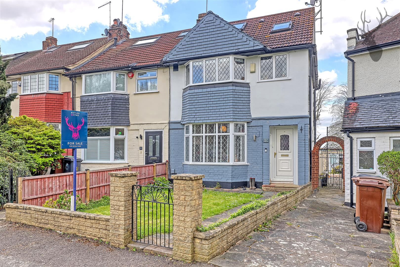 Property For Sale Drysdale Avenue, Chingford, E4 4 Bedroom House