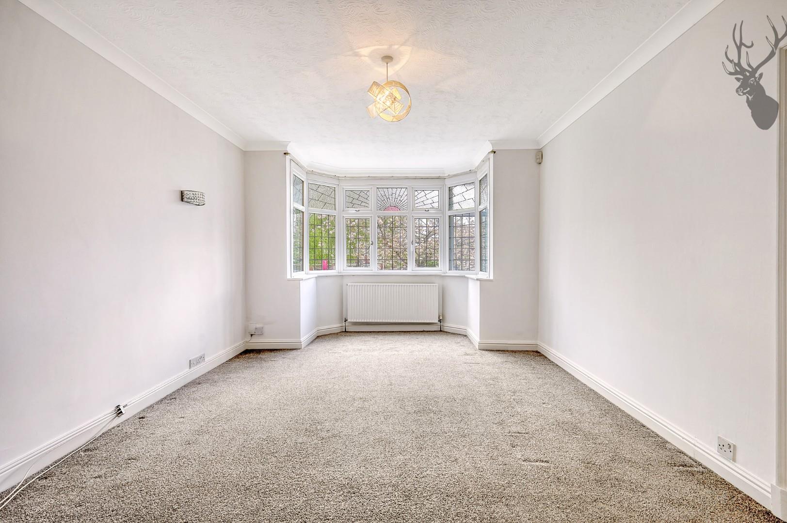 Property To Rent Dukes Avenue, Theydon Bois, CM16 3 Bedroom House