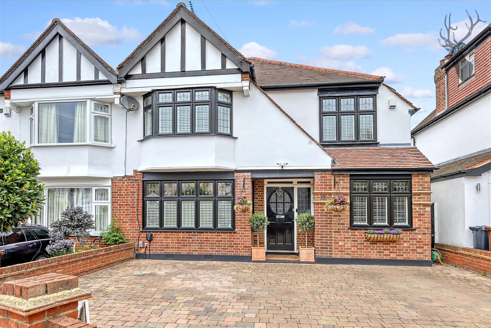 Lambourne Gardens E4