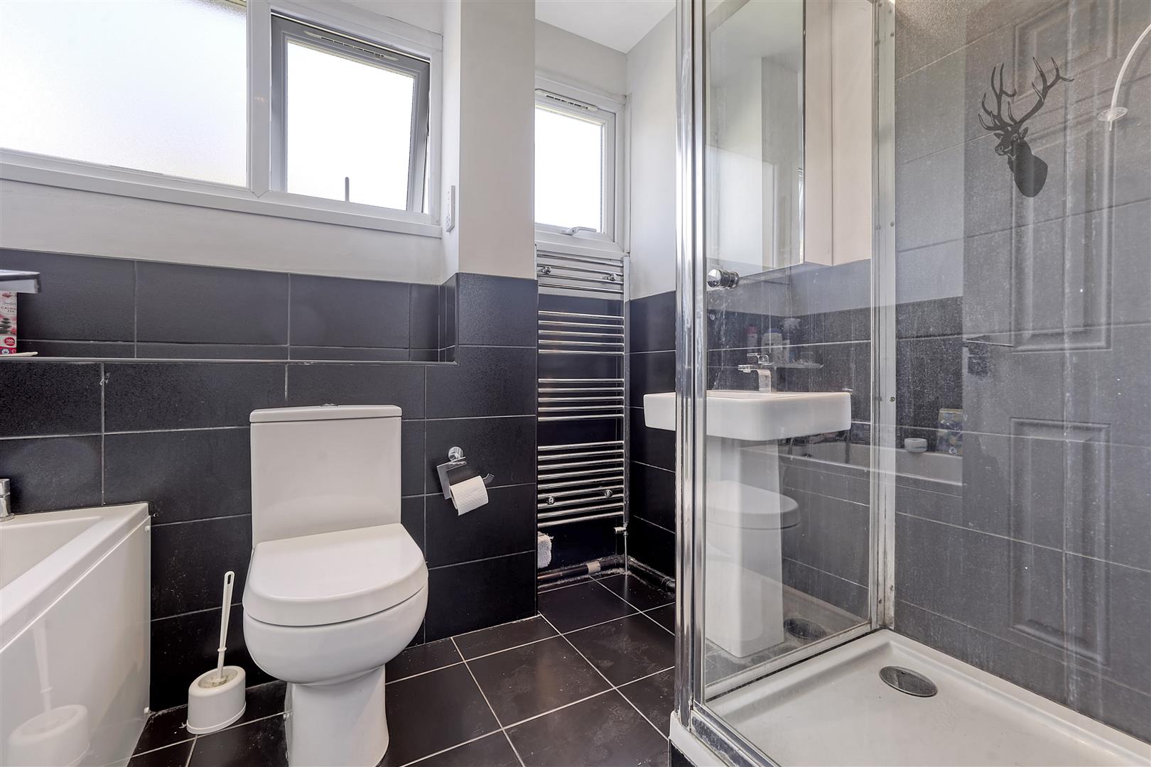 Property To Rent Palmerston Road, Buckhurst Hill, IG9 2 Bedroom Flat