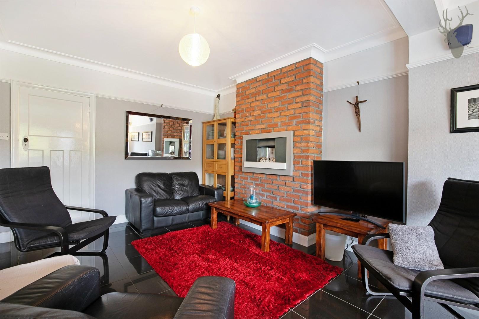 Property For Sale Hawkwood Crescent, Chingford, E4 5 Bedroom House