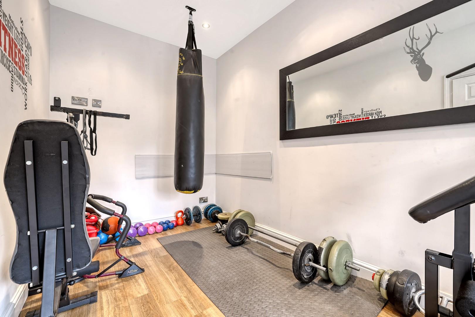 Property For Sale Charnwood Drive, London, E18 6 Bedroom House Semi