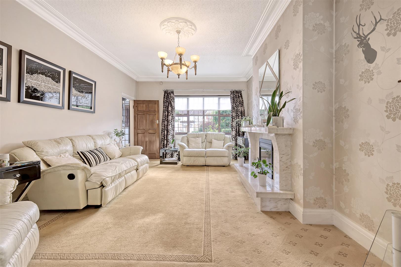 Property For Sale The Ridgeway, Chingford, E4 5 Bedroom House