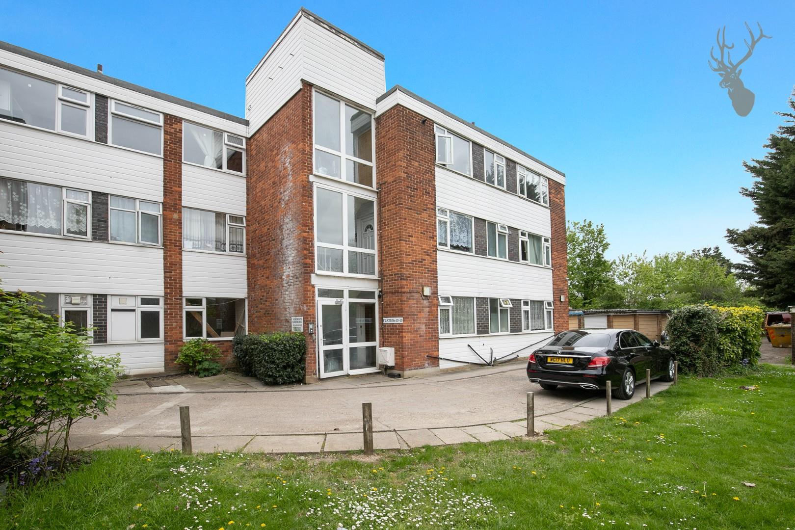 Property For Sale Endlebury Road, Chingford, E4 3 Bedroom Flat