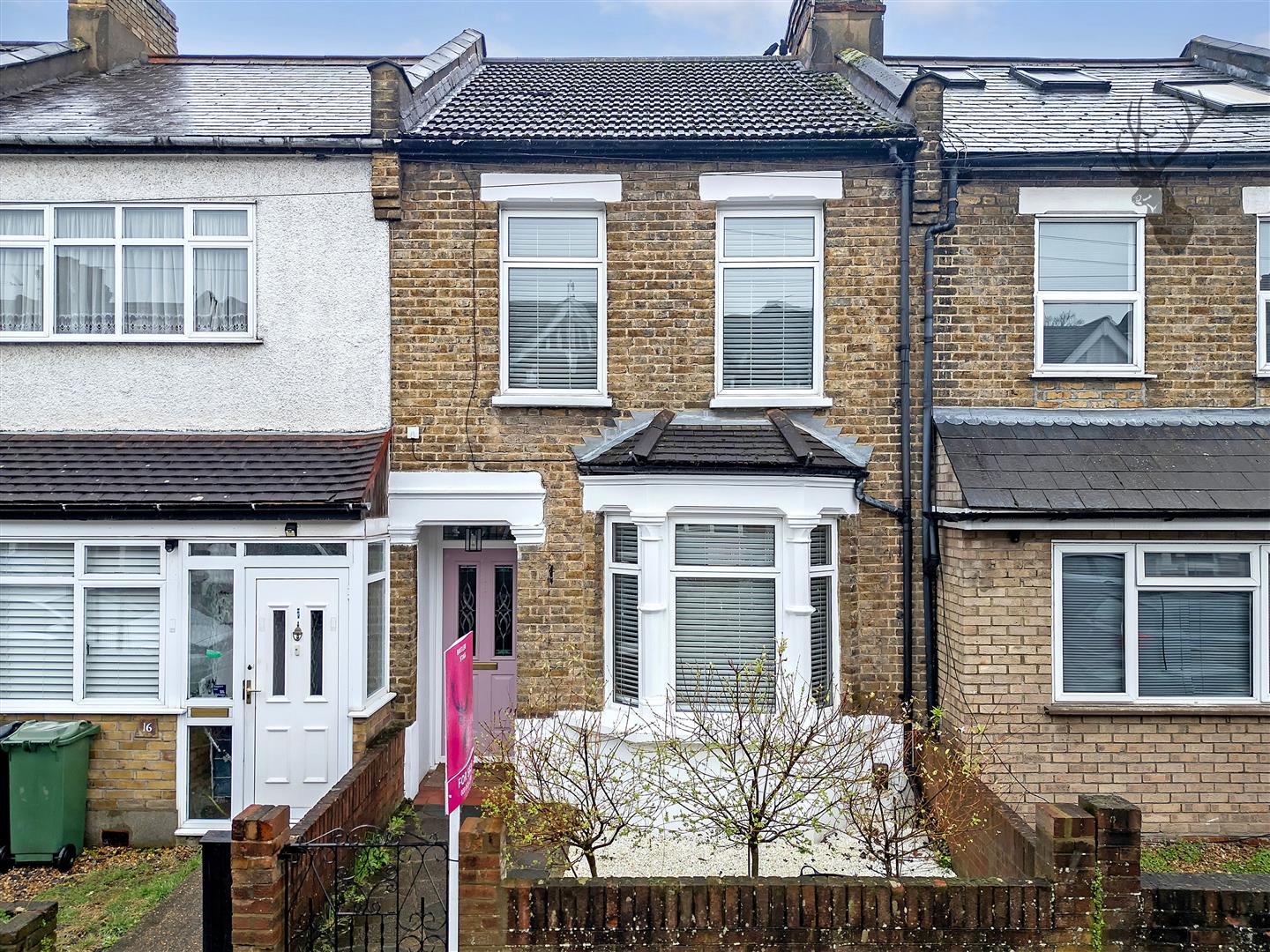 Property For Sale Pretoria Road, Chingford, E4 2 Bedroom House