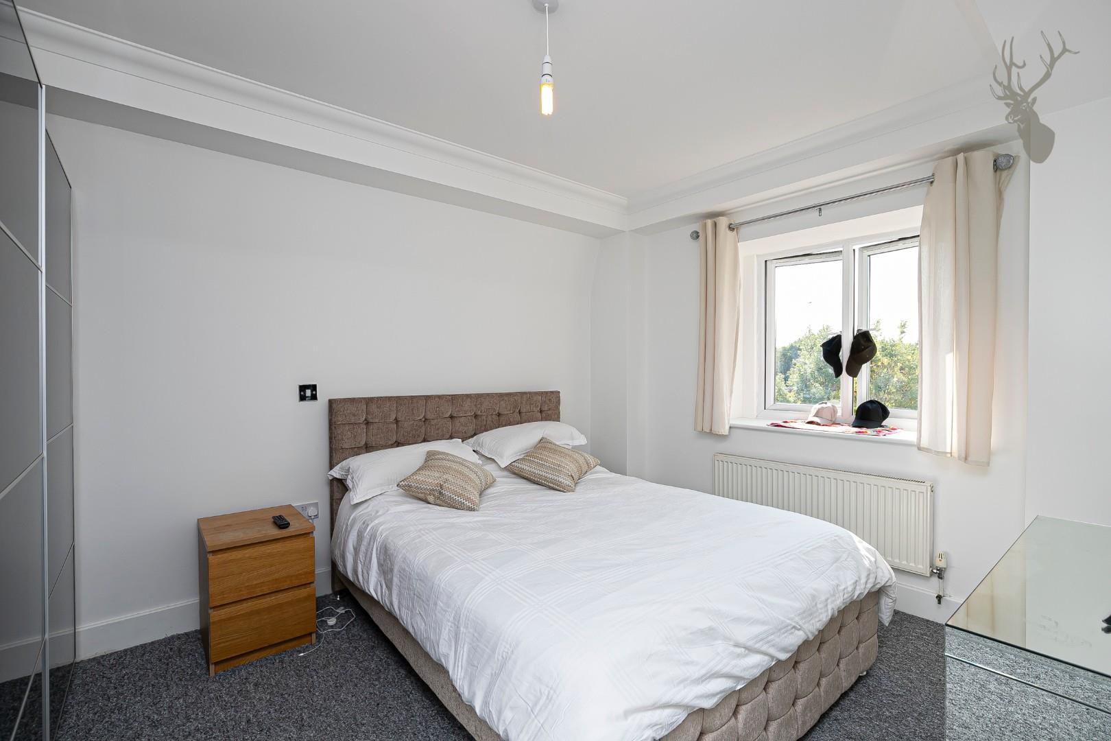 Property For Sale Manford Way, Chigwell, IG7 2 Bedroom Flat through Butler & Stag