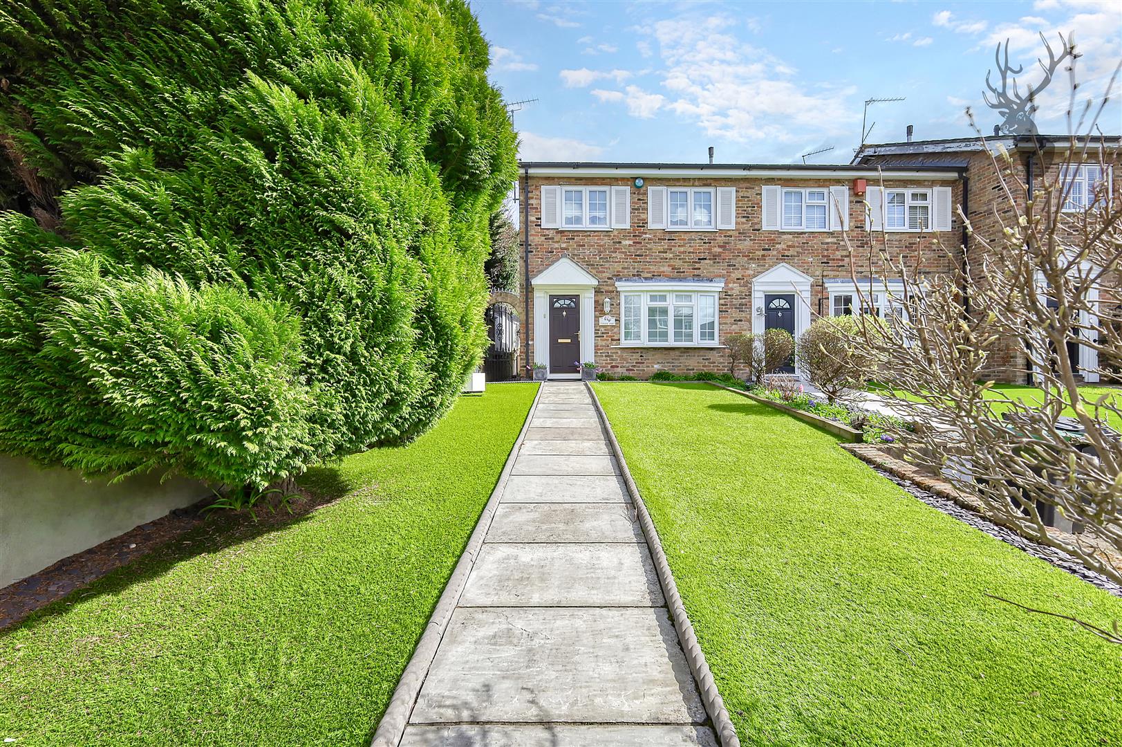 Similar Property: House - End Terrace in 