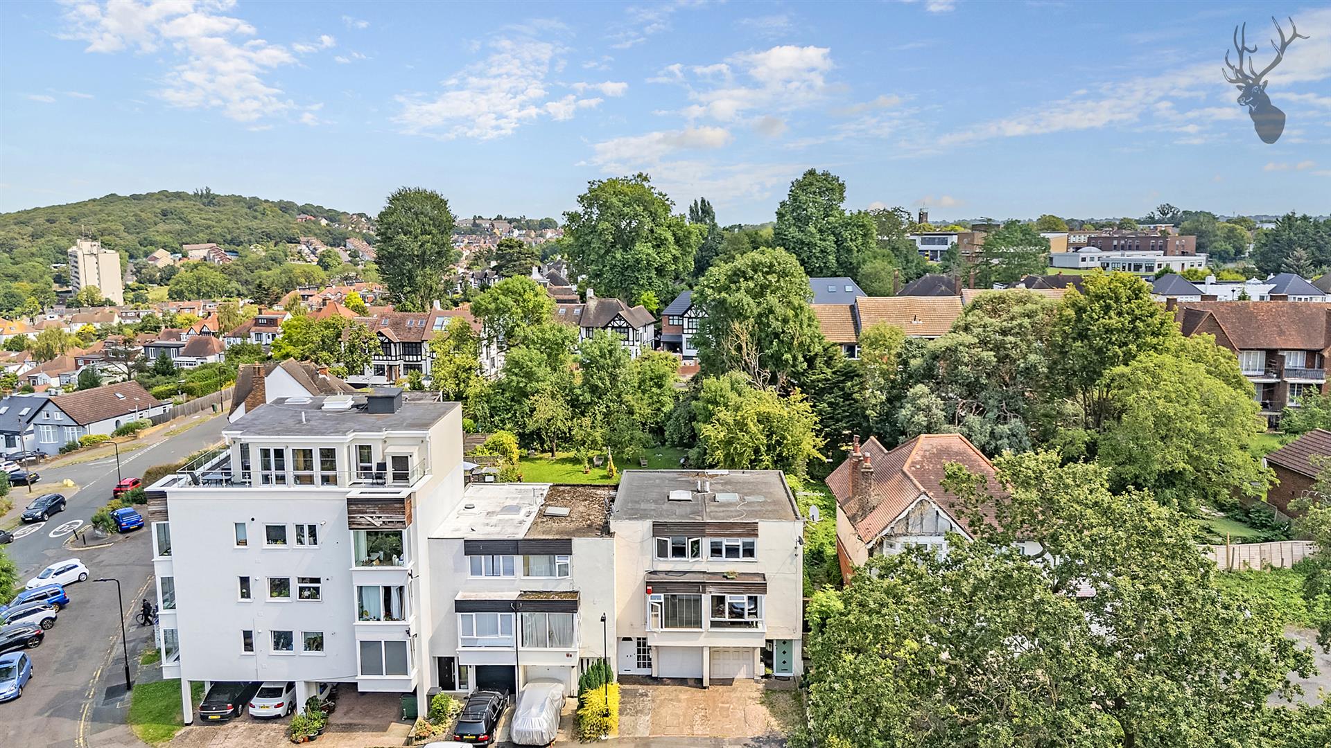 Similar Property: House - Townhouse in 