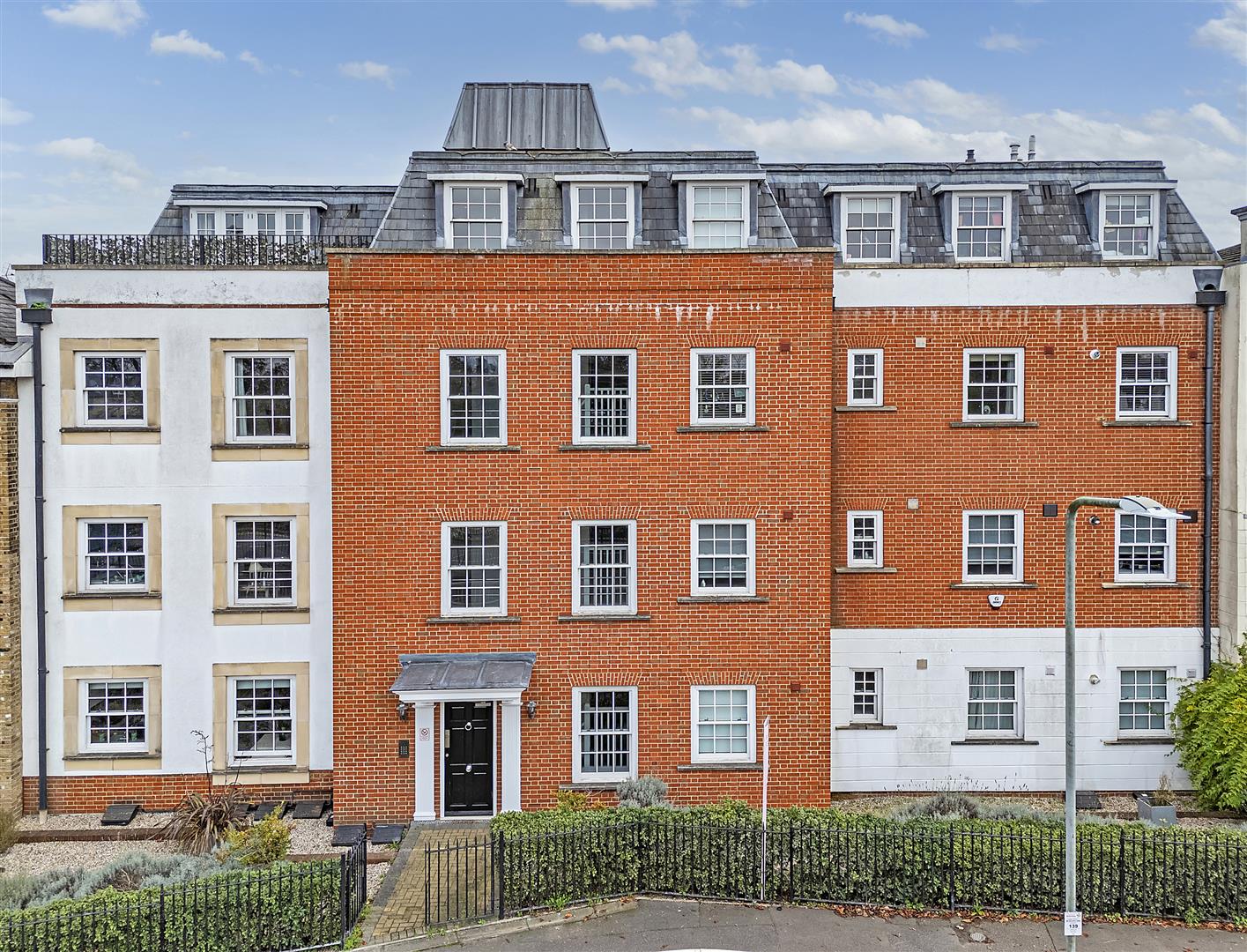 Similar Property: Flat - Ground Floor in 