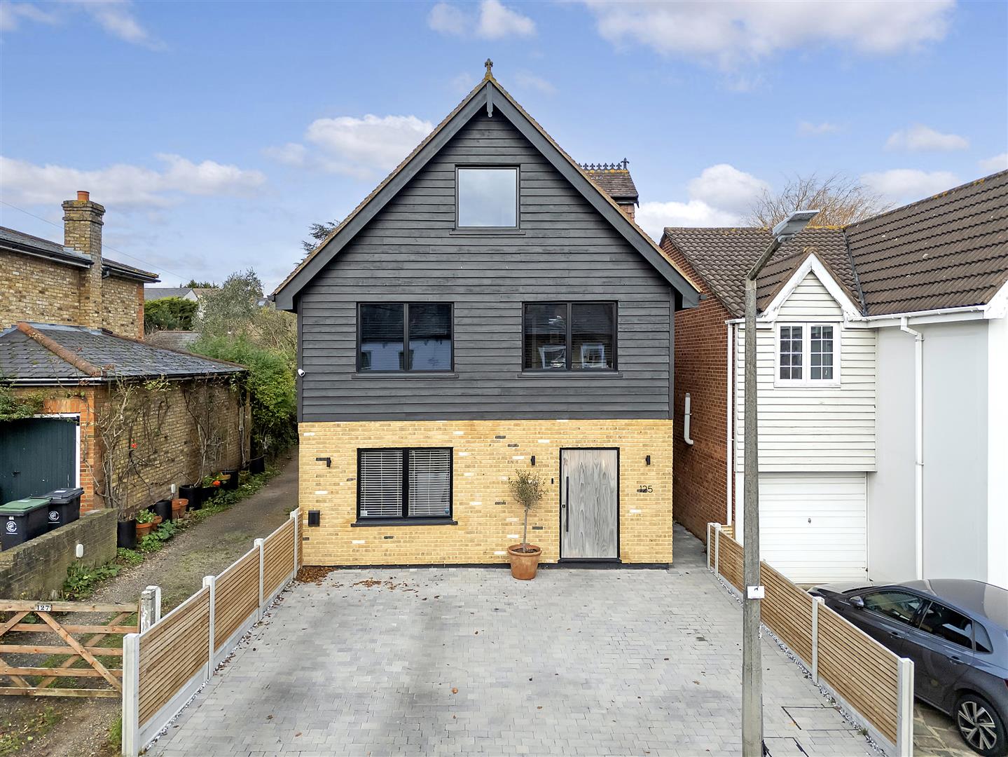 Princes Road Buckhurst Hill IG9