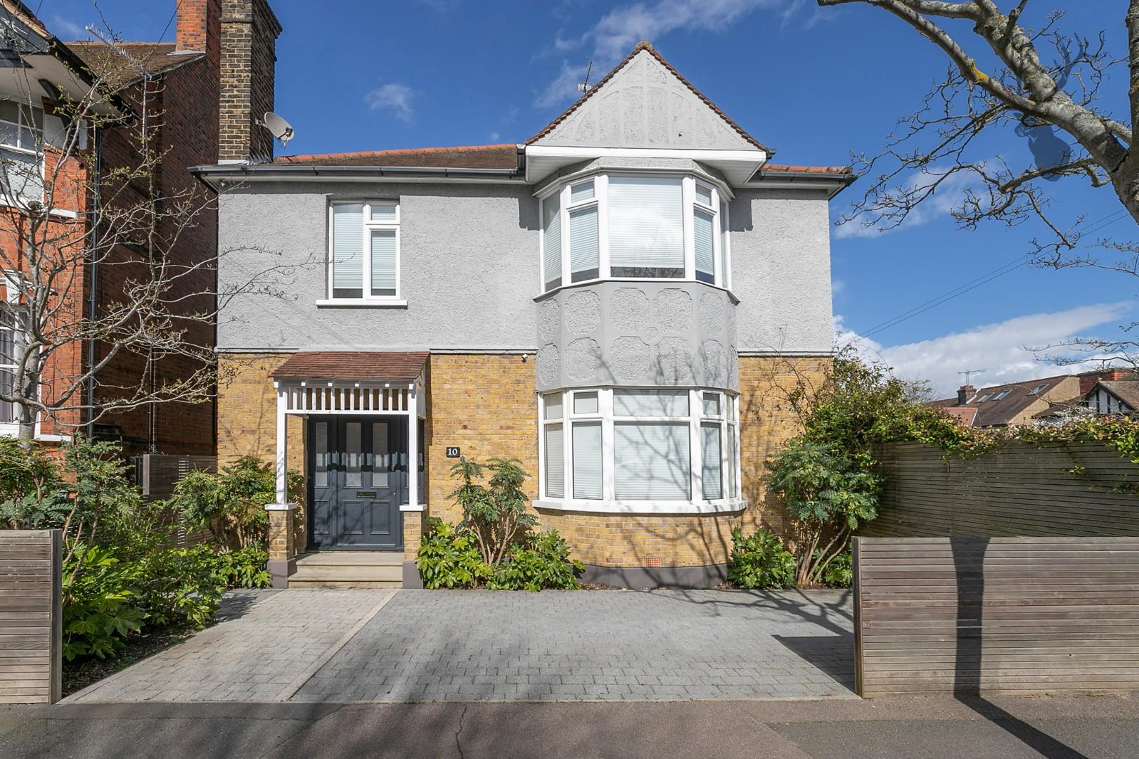 Connaught Avenue London E4