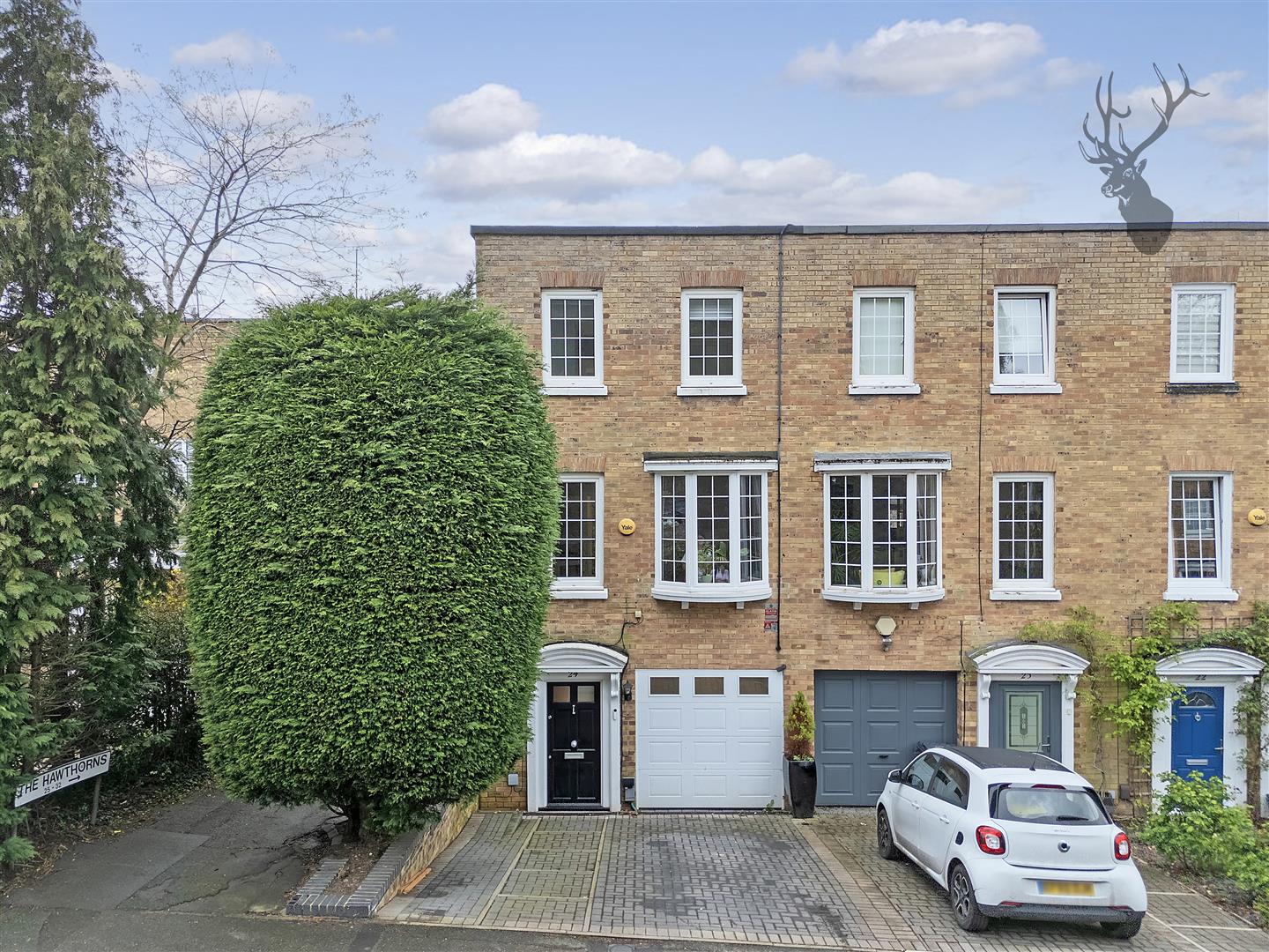 Hawthorns Woodford Green IG8