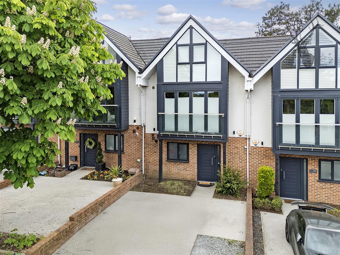 Hainault Road Chigwell IG7