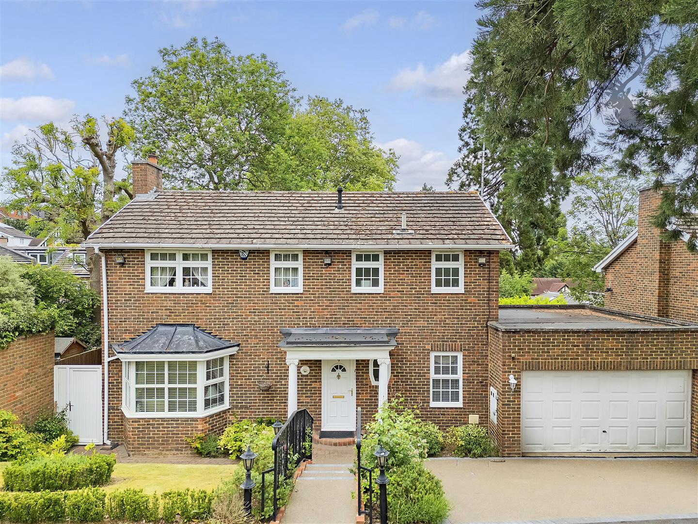 Hazelwood Loughton IG10