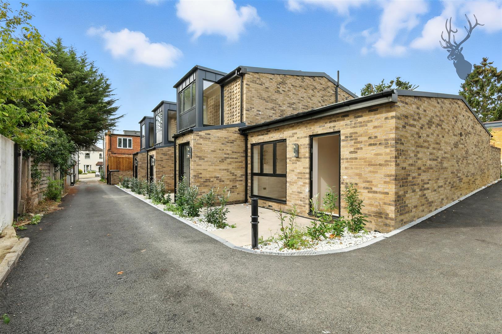 Similar Property: Apartment in Buckhurst Hill