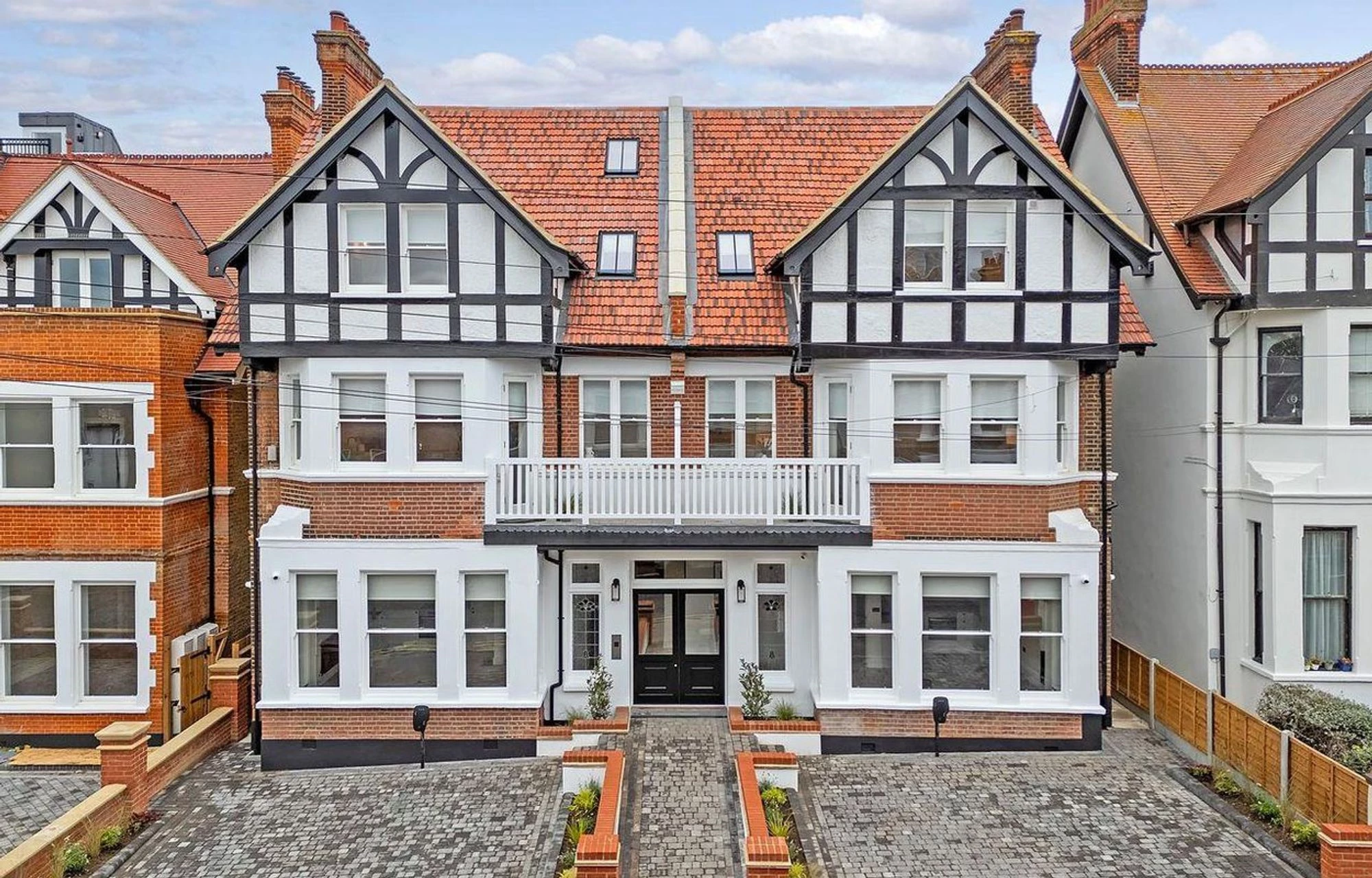Property photo: Westcliff Avenue, Westcliff-On-Sea, SS0