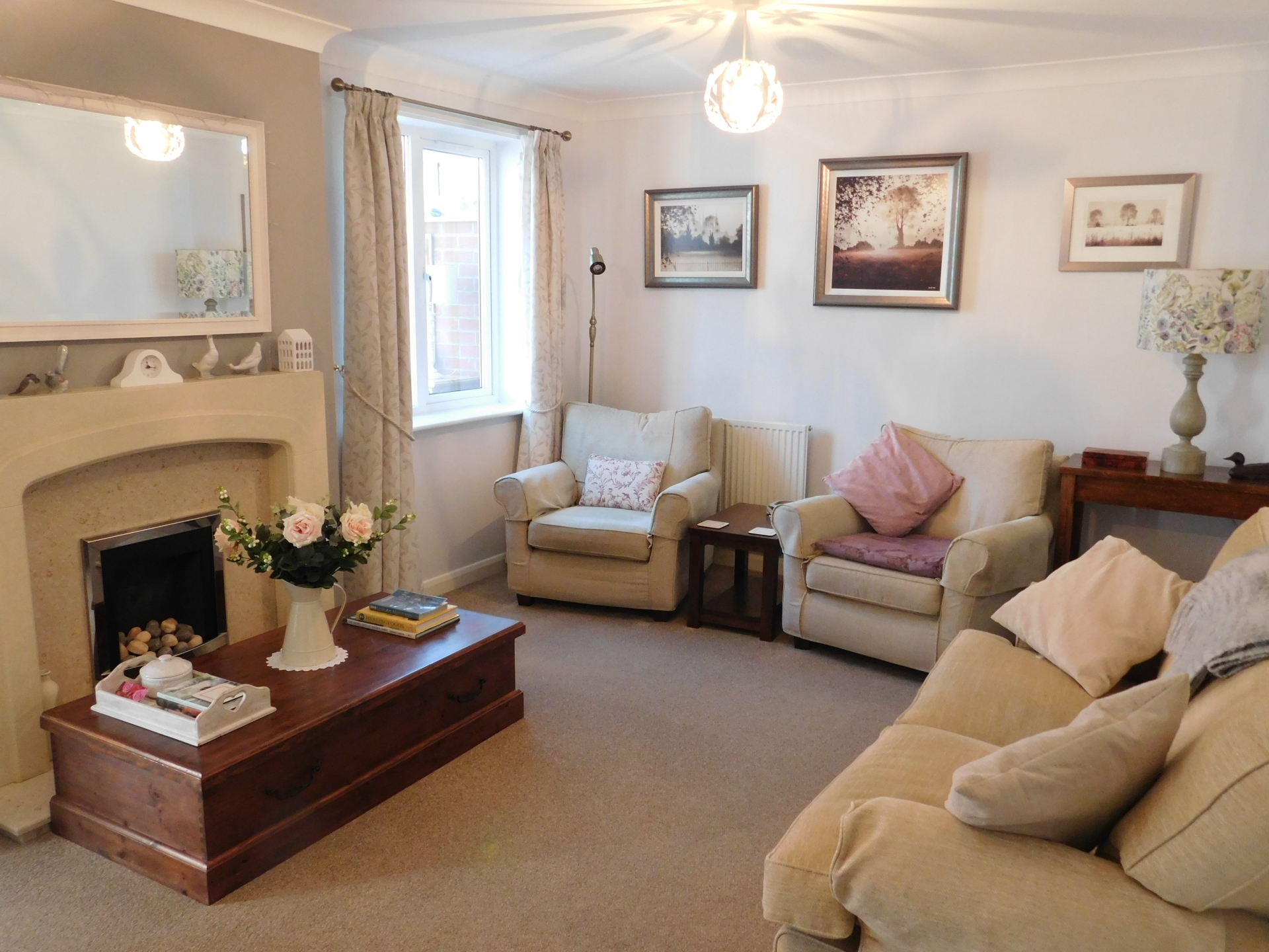 Property For Sale Stirling Close, Church Gresley, DE11 4 Bedroom