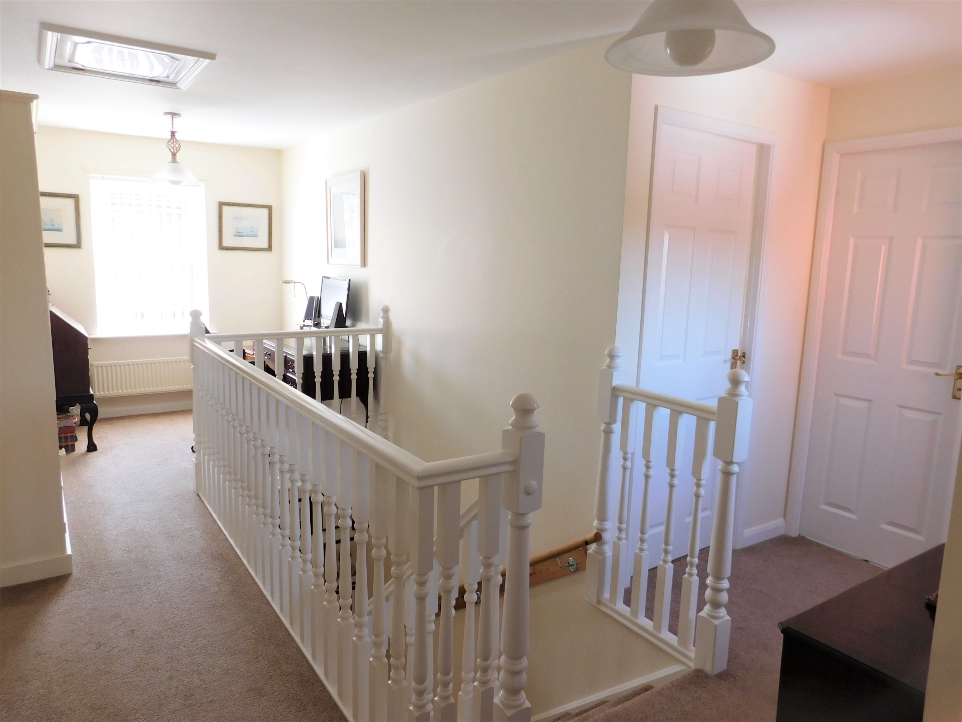 Property For Sale Stirling Close, Church Gresley, DE11 4 Bedroom