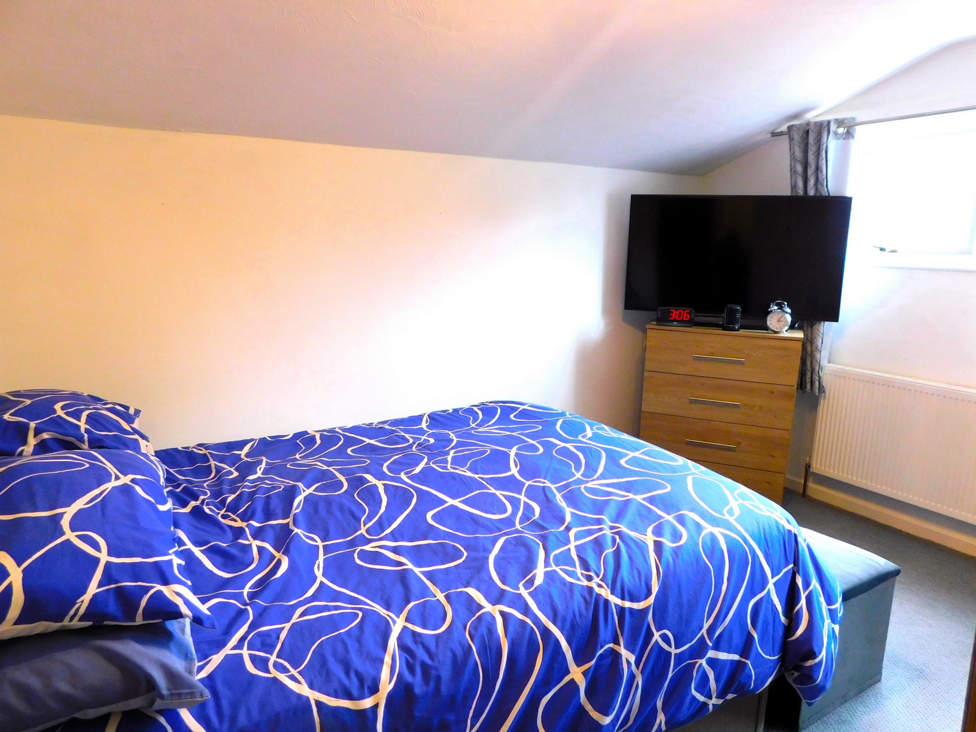 Property For Sale Clamp Drive, Swadlincote, DE11 3 Bedroom Semi