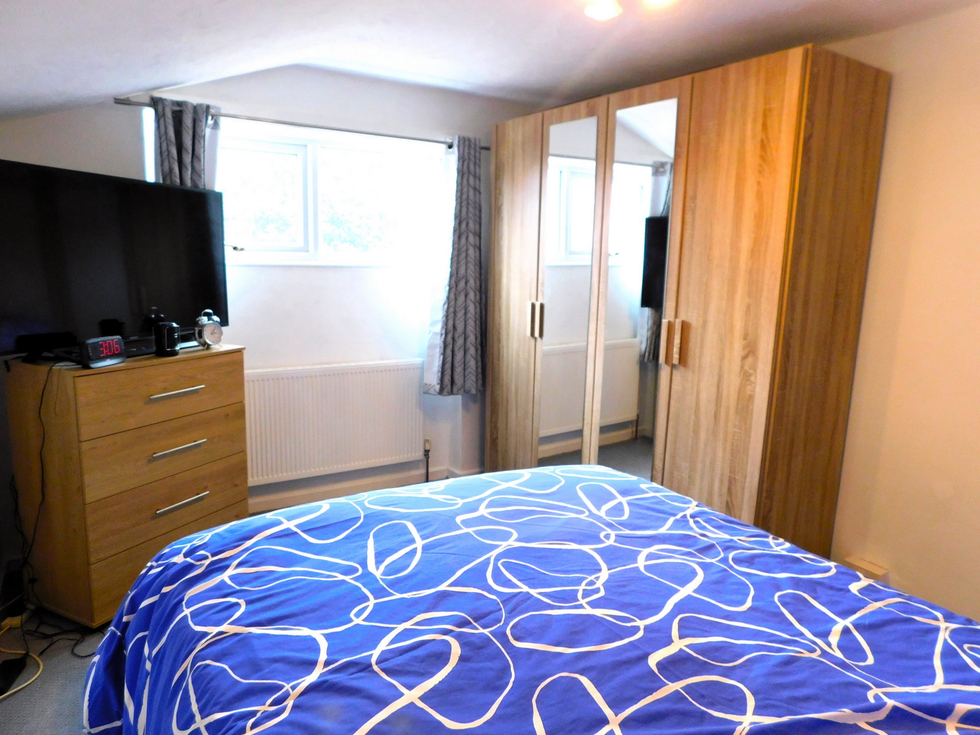 Property For Sale Clamp Drive, Swadlincote, DE11 3 Bedroom Semi