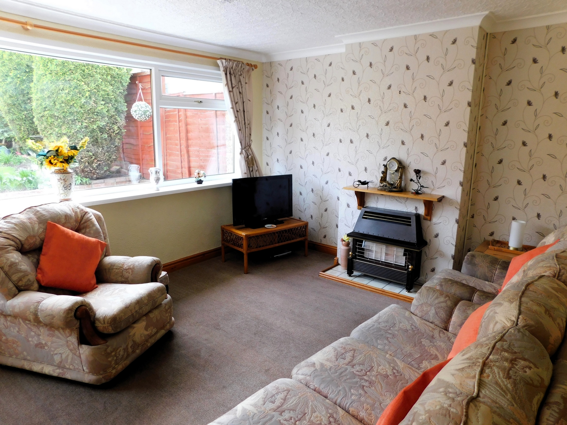 Property For Sale Sycamore Avenue, Newhall, DE11 2 Bedroom Bungalow