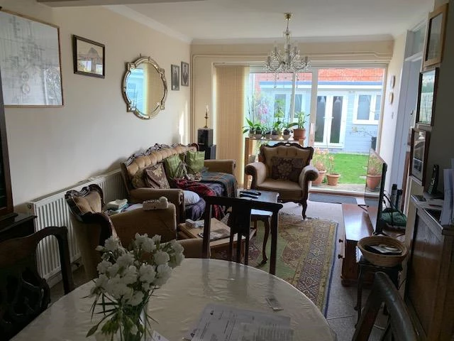Sitting & Dining Room