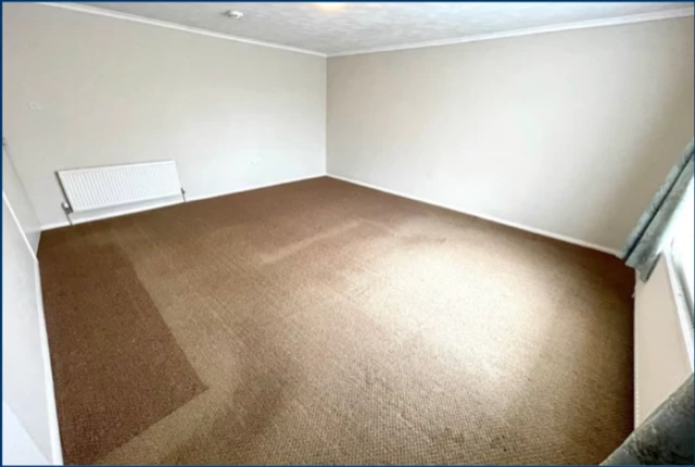 Studio Room
