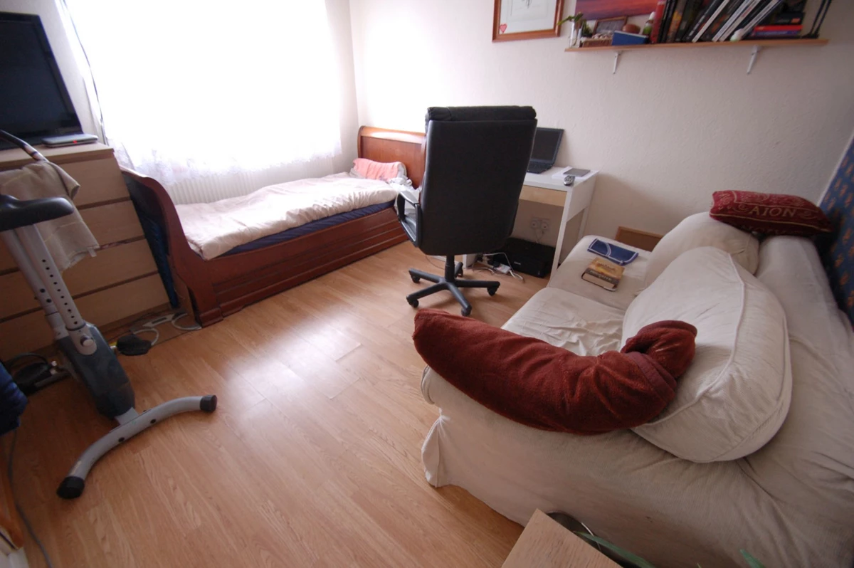 Photo 6