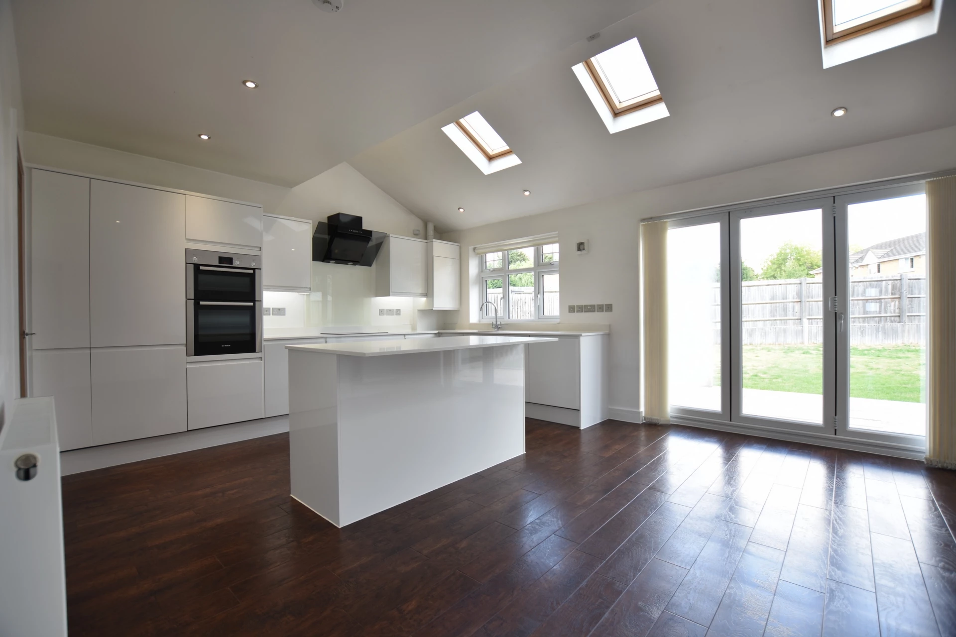 Open Plan Kitchen Dir