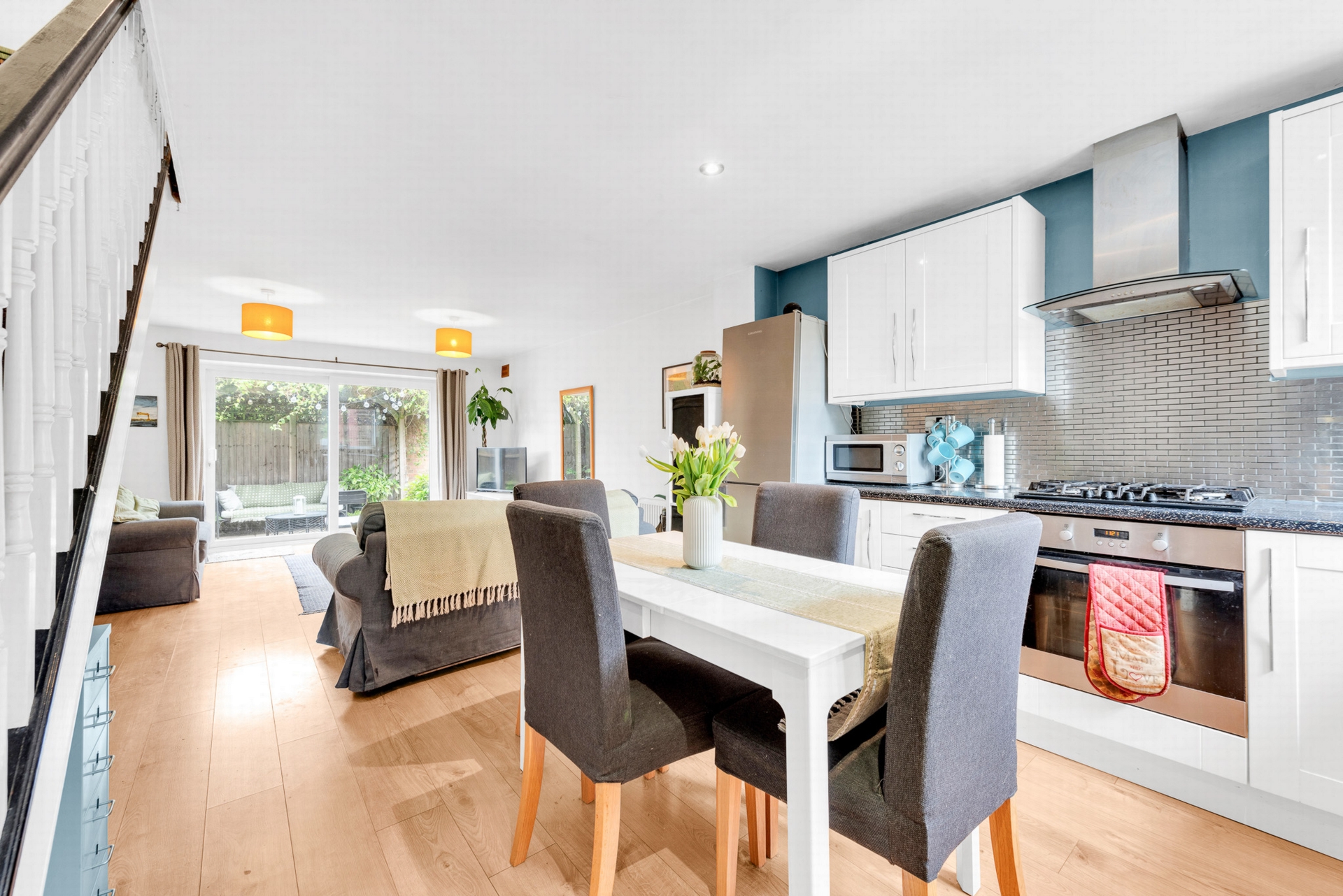 Kitchen / Dining area