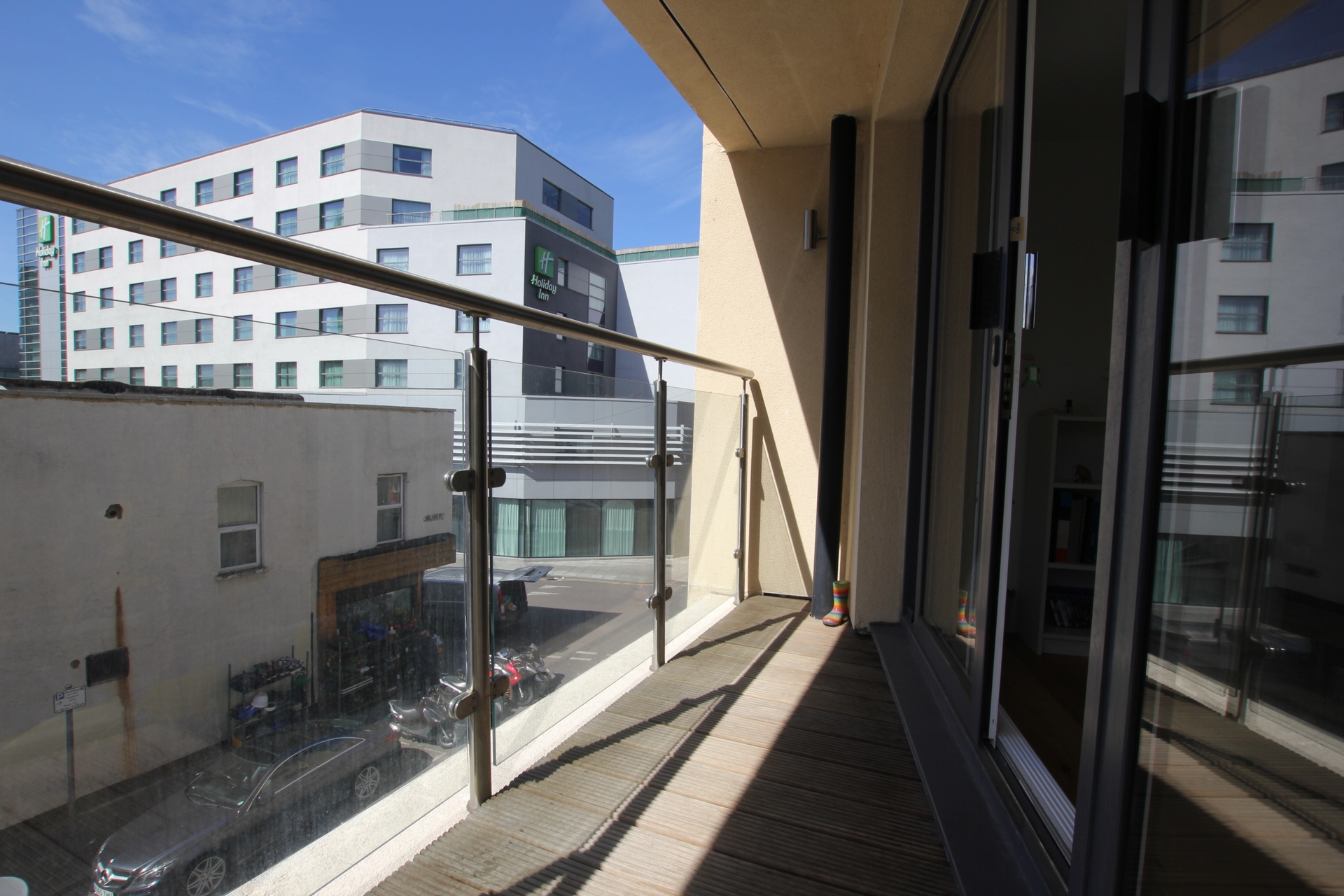 Photo 11