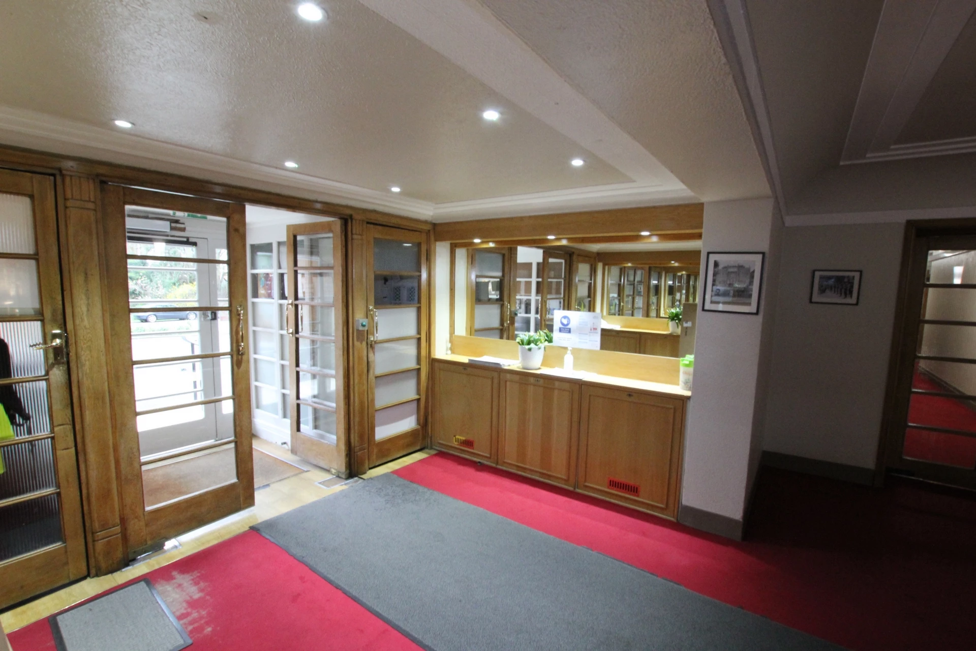 Photo 5